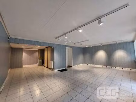 vente bureaux et commerces à pont-l'abbé (29120) : à vendre / 62m² pont-l'abbé