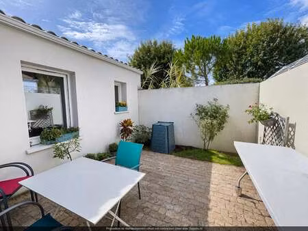 vente maison à la rochelle (17000) : à vendre / 87m² la rochelle