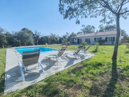 vente maison 4 pièces 89 m² à moreilles (85450)  279 000 €