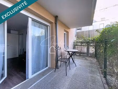 appartement 2 pieces avec terrasse et parking