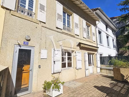 petit immeuble à espaly-st-marcel