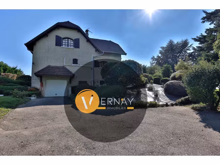 maison 178 m2 habitables - 6 pièces - terrain 3770m2 - pisci