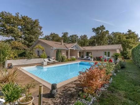 vente maison 5 pièces 150 m² à martignas-sur-jalle (33127)  586 000 €