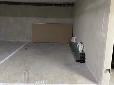 vente garage 16 m² menton (06500)