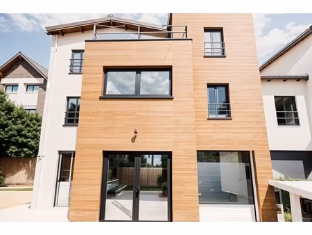 maison 7 pièces - 189 m²