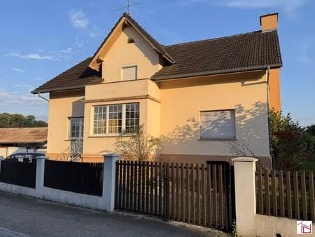 maison individuelle   188.14 m² sur 10 ares de terrain à waldi