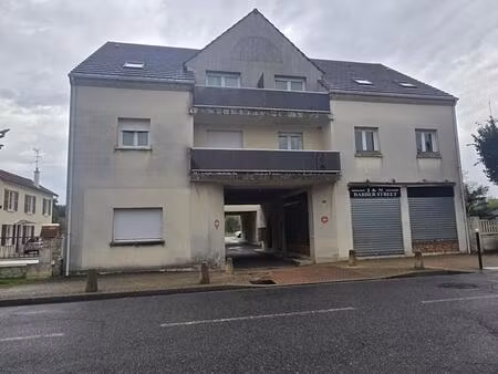 appartement t3 avec terrasse  parking et cave ? pontcarré (77)