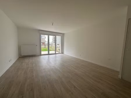 location appartement 4 pièces 80m² luisant 28600
