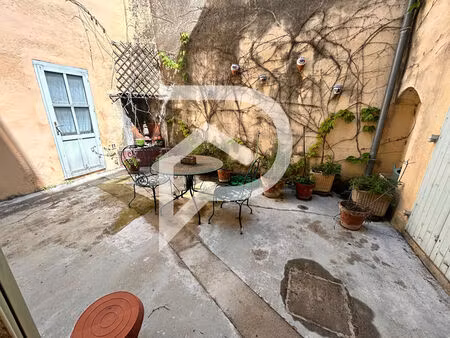 vente maison 12 pièces 290m2 aigues-mortes 30220 - 650000 € - surface privée