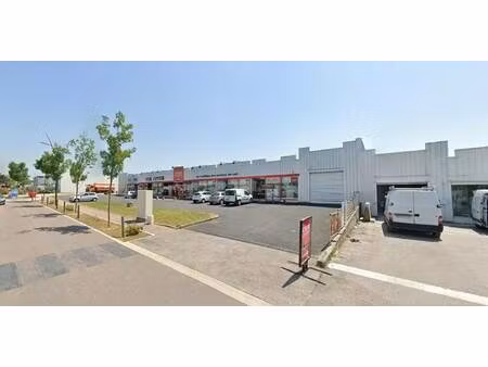 local commercial à louer