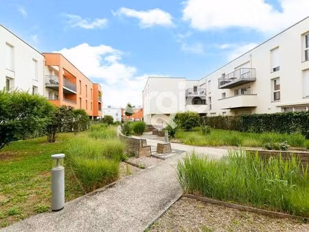 vente appartement reims 51100 - 236500 € - surface privée