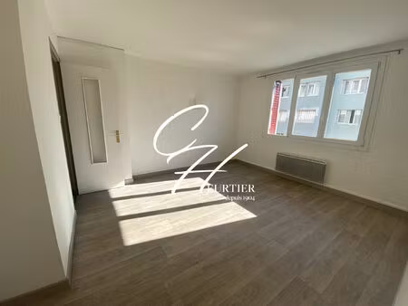 location appartement 4 pièces 62 m² à grenoble (38000)