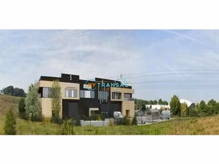 location local commercial