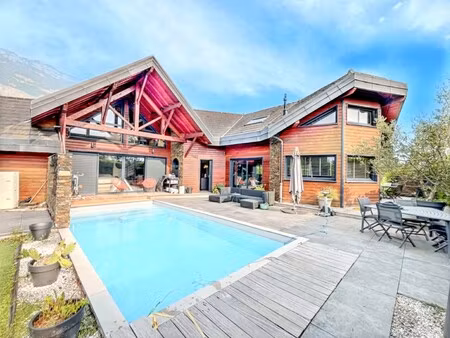 villa de luxe à vendre à drumettaz-clarafond