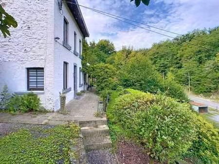 maison de charme en pierres sur les hauteurs de tilff