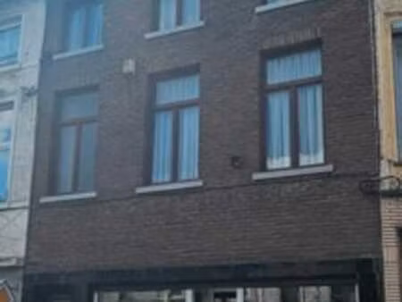 maison de commerce et d'habitation