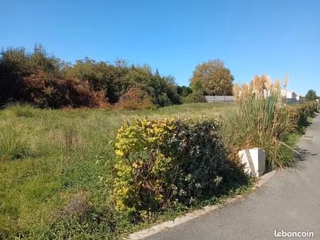 terrain 400 m² fargues saint hilaire