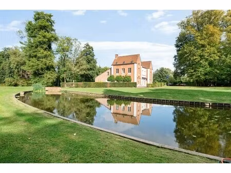 kantoor in uniek kader te huur