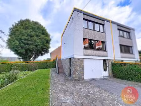 bel étage  2 ch + bureau  garage  jardin  élec. conforme.