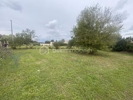 terrain de 467 m² à villegouge