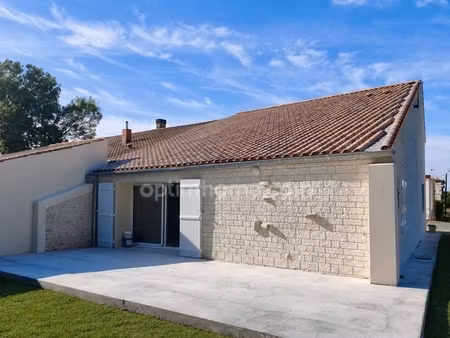 maison rénovée 150 m² - 3 chambres - suite parentale - jardin - moragne (17430)