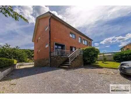 magnifique appartement 3ch-garage-cave-grenier-jardin prive