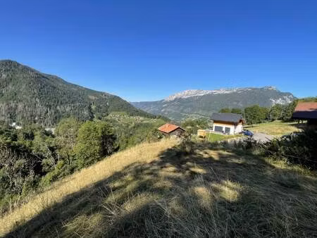 terrain constructible viabilisé à vendre