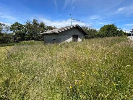 terrain constructible viabilisé à vendre