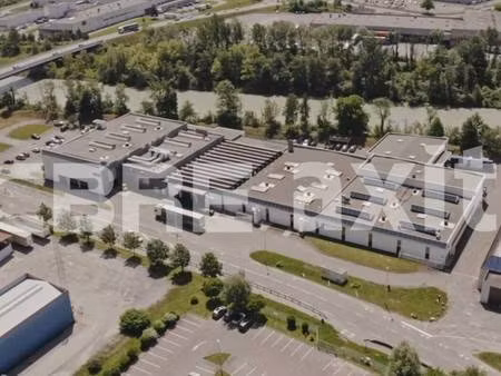 local d'activités à vendre