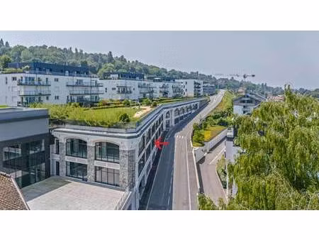 local d'activités à vendre