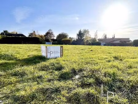 terrain constructible viabilisé à vendre