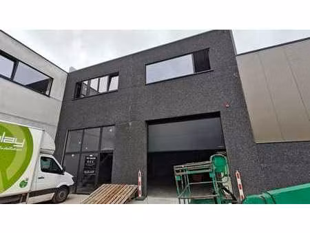 nouvelle unité pme avec bureau/logement – 219 m² + 145 m²