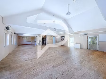 bureaux de 139 m² à louer sur dreux