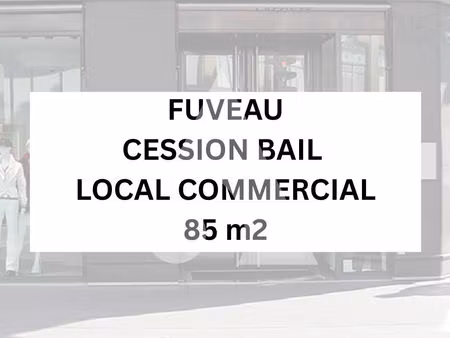 fuveau  local commercial avec vitrines et stationnements