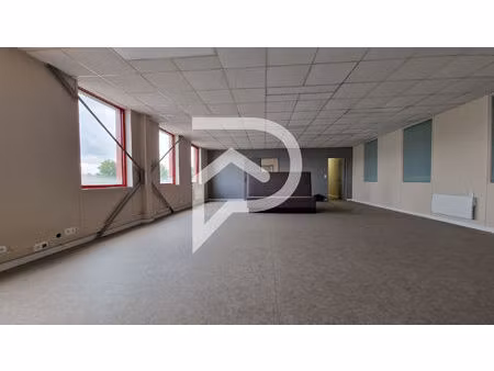 local commercial villers la montagne 170 m2