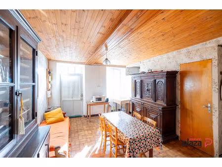 maison de ville à rénover - valserres