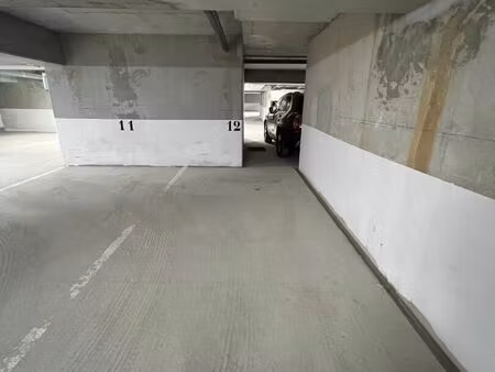 parking / box savigny sur orge 11.5 m2