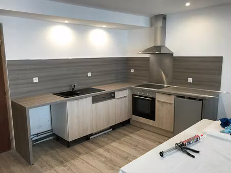 local commercial elne 40 m2