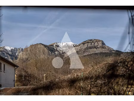 maison t5 à rénover !