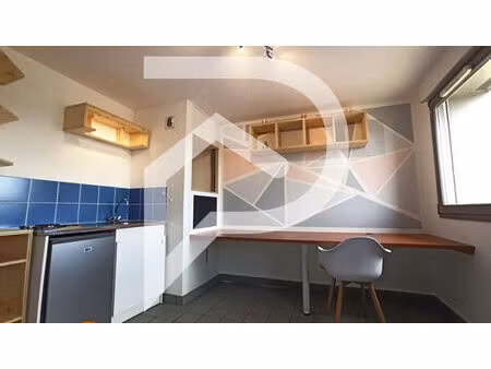 location : studio lumineux et semi meuble (18 m²) à luneville