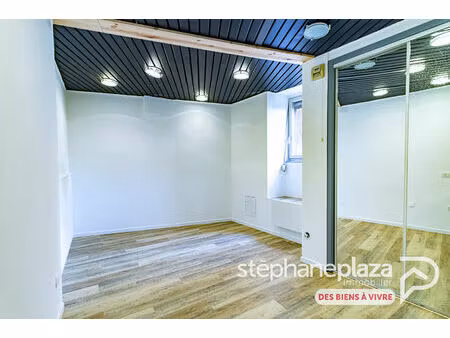 local commercial coligny 46.26 m2