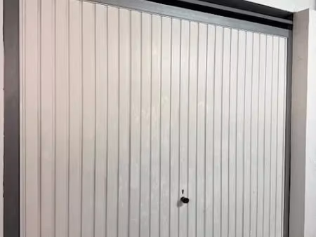 location parking à mandelieu-la-napoule (06210)  125 €