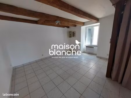 propriété 3 pièces 70 m²