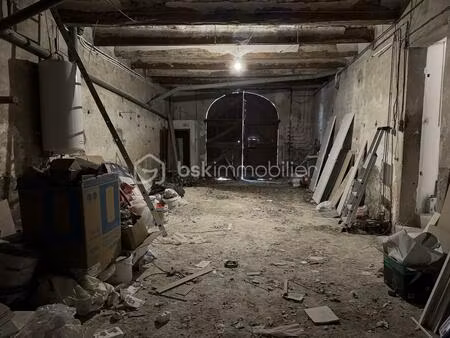 parking de 160 m² à besse-sur-issole