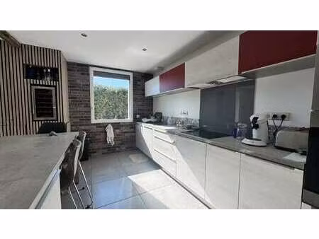 vente maison à requeil (72510) : à vendre / 157m² requeil