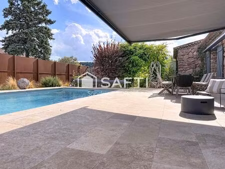 maison en pierre de 130m² avec piscine sur 1064m² de terrain à figanière (83830)