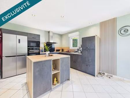 maison plain-pied avec 4 chambres et piscine