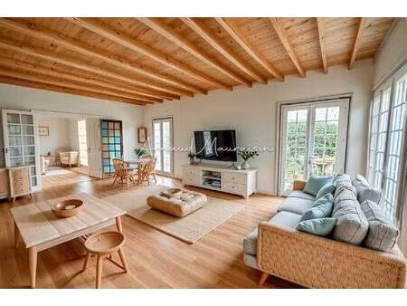 maison familiale à fort potentiel avec joli jardin