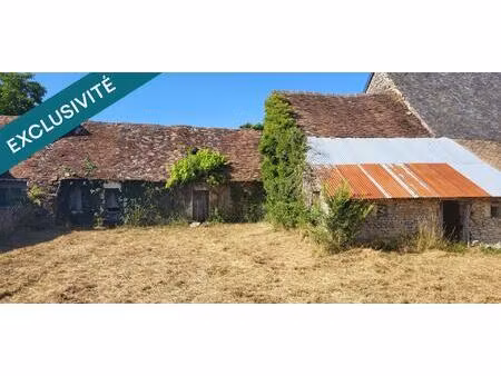 maison ancienne avec grange joli terrain à rénover
