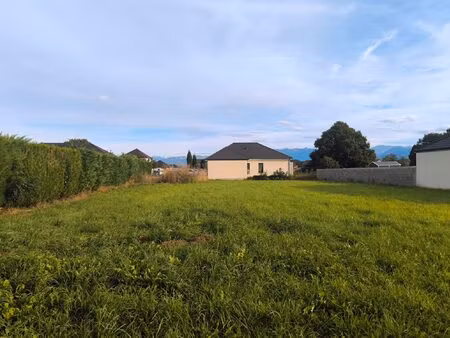 terrain de 1000 m2 à boeil-bezing  proche de safran